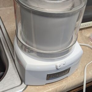 Cuisinart White Ice Cream Maker